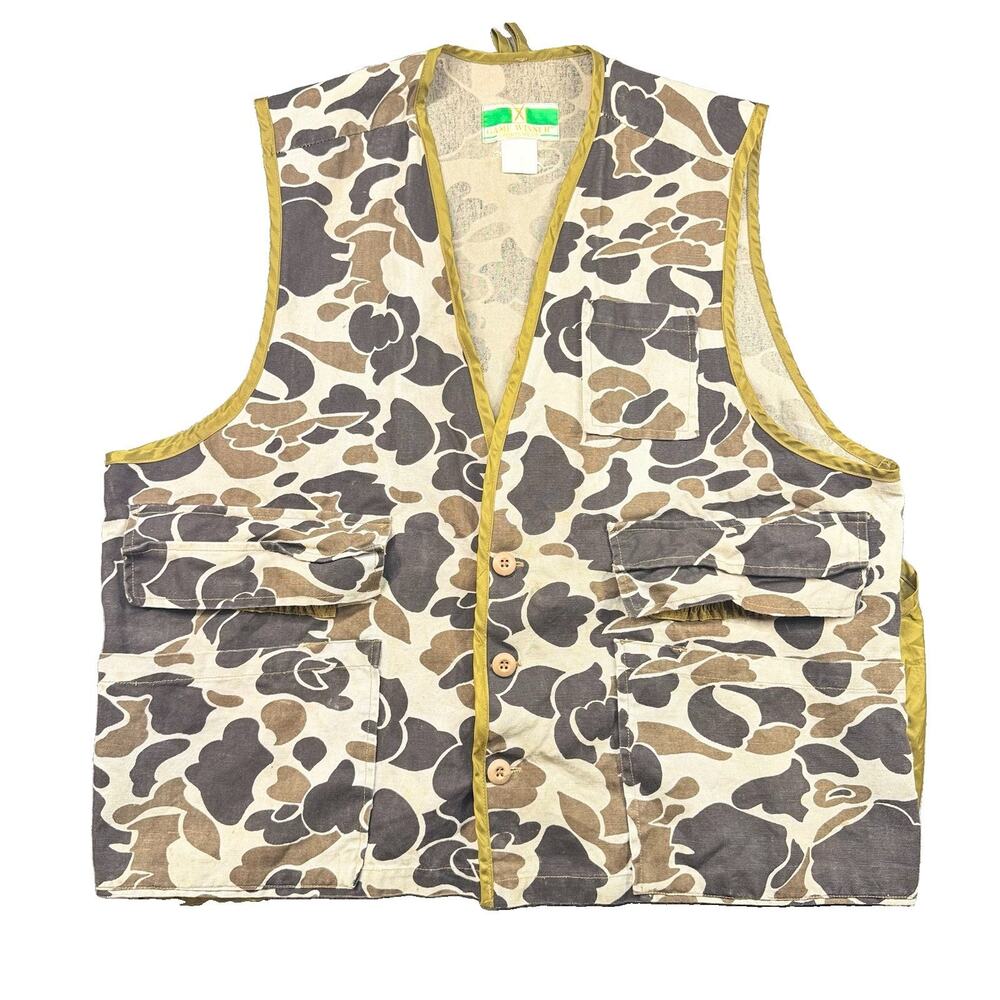 NICE Vintage Game Winner Sportswear Duck Camo Hunting Vest XL Game Fowl Pouch